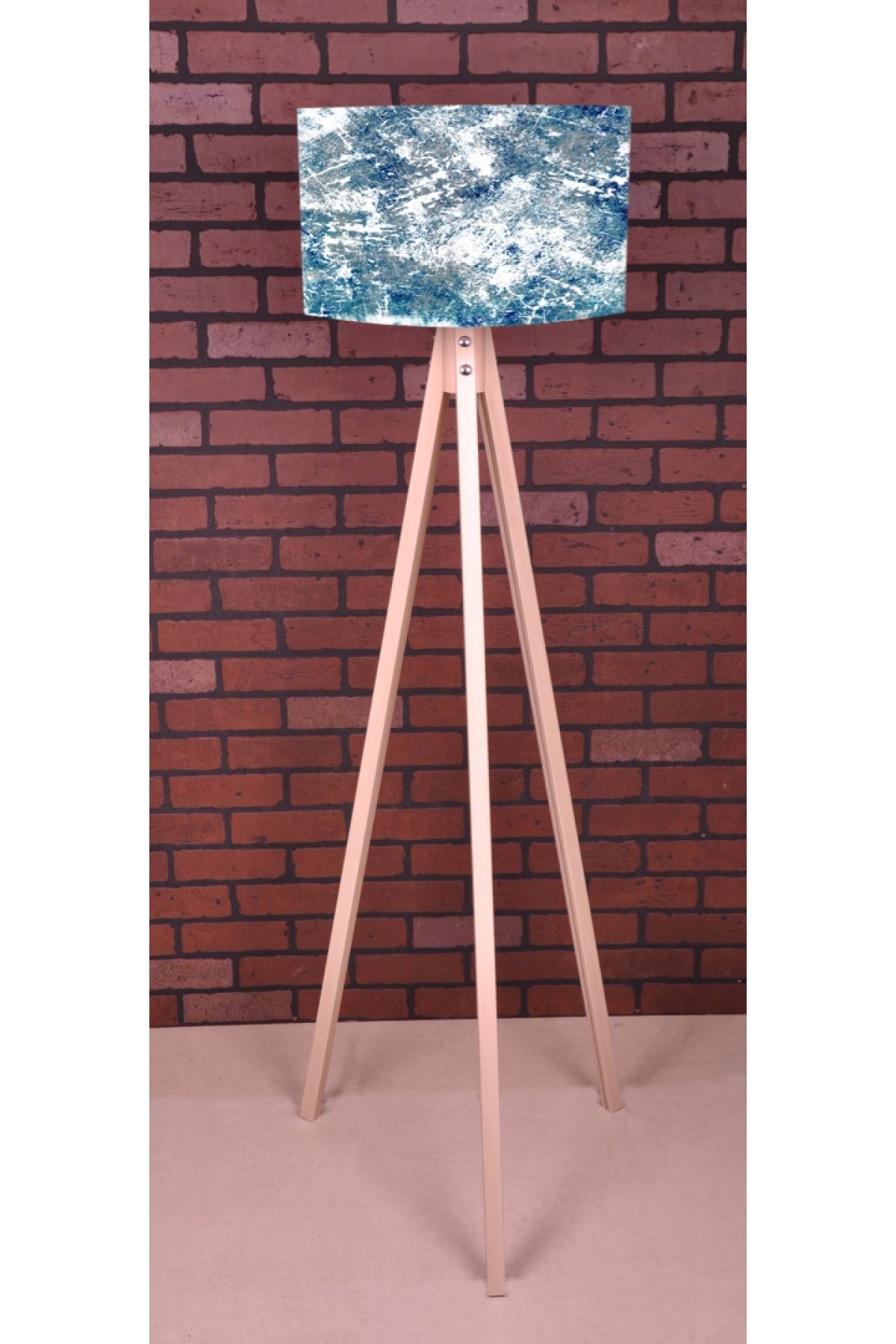 Evsimo 3 Ayaklı Tripod Soyut Lambader Evsimo 3 Ayaklı Tripod Soyut Lambader