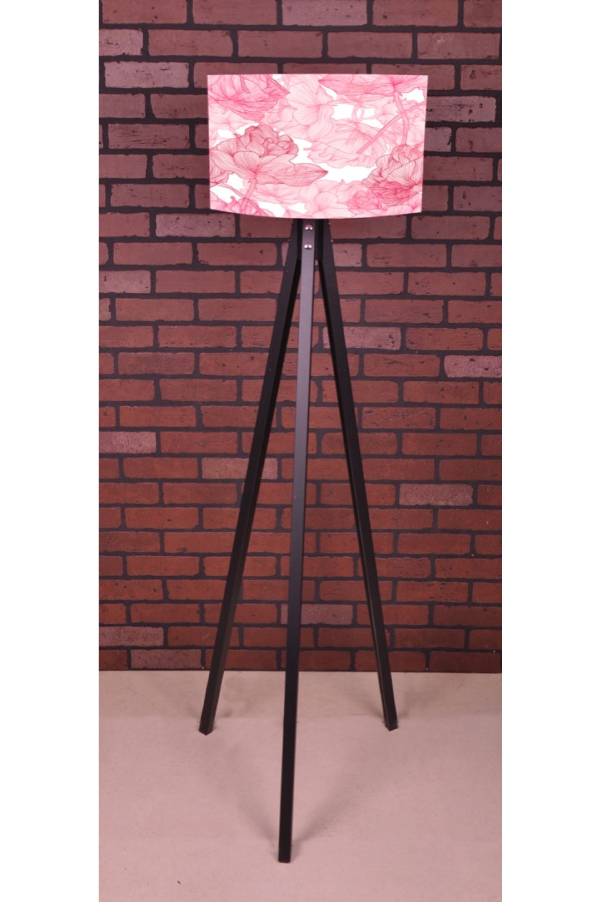 Evsimo 3 Ayaklı Tripod Pembe Çiçek Lambader Evsimo 3 Ayaklı Tripod Pembe Çiçek Lambader